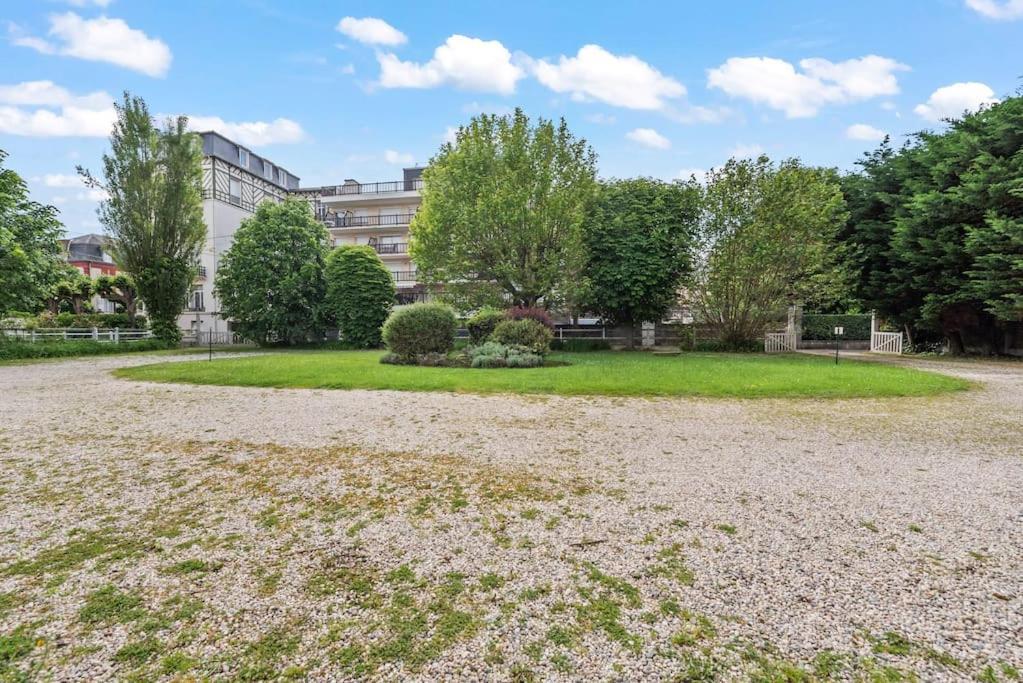 Apartmán Studio 100M De La Plage & Casino Villers-sur-Mer Exteriér fotografie
